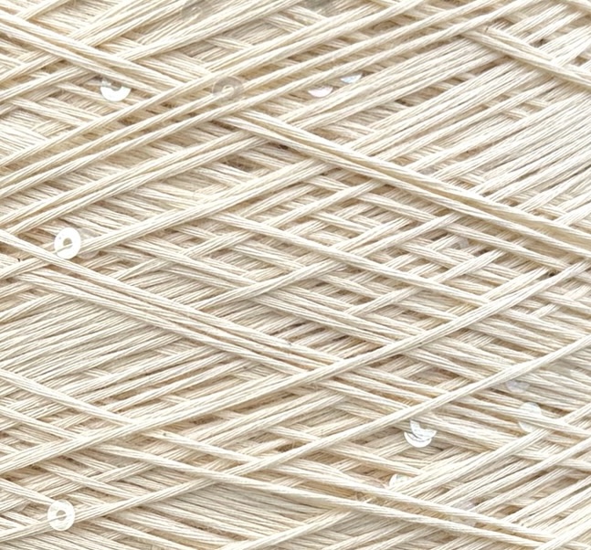 G&G Filati – 100 % coton avec paillettes 470 m / 100 g col. Crème nacré